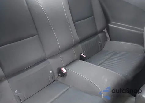 2011 Chevrolet Camaro 1Ls from USA, damaged, VIN 2G1FE1ED6B9152413